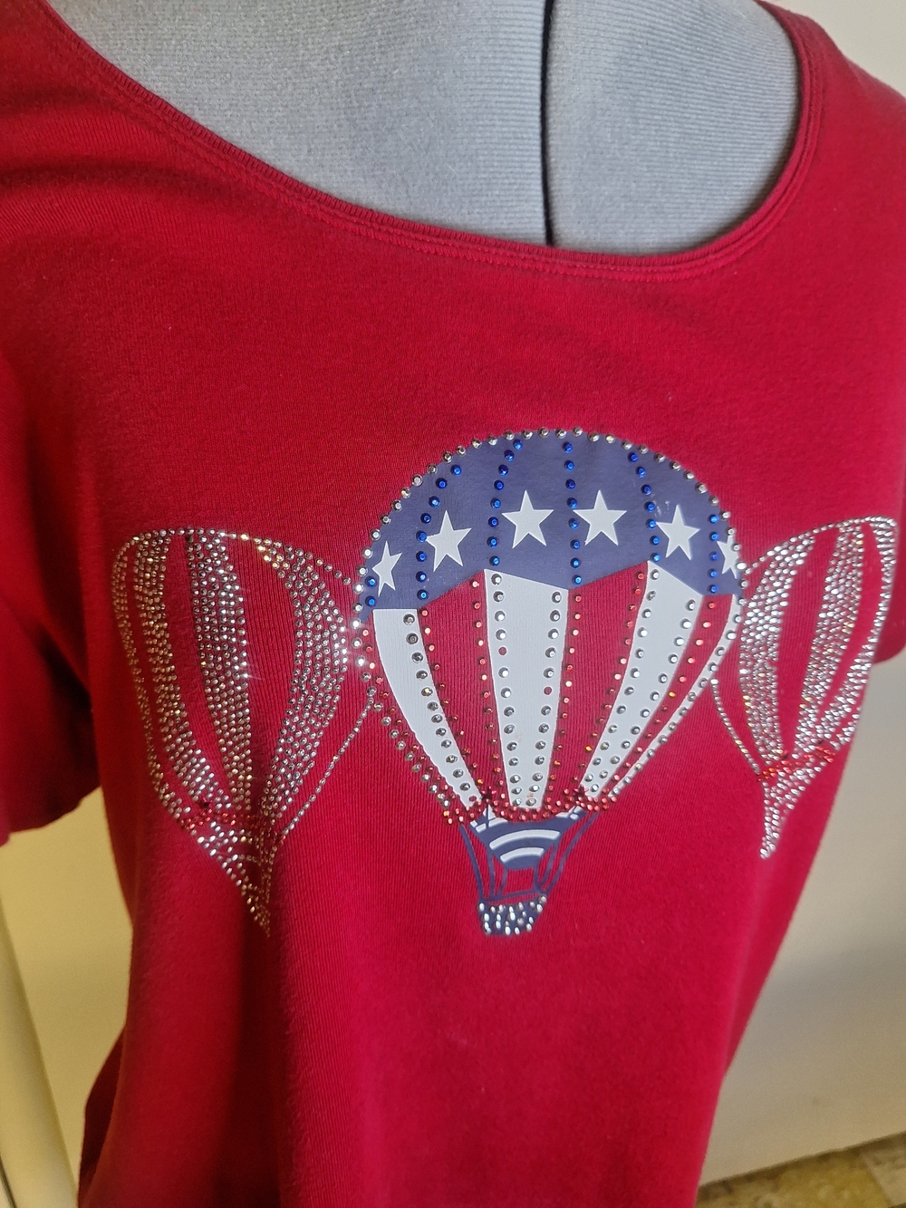 Karen Scott Red Hot Air Balloon Rhinestone Tee Size 1X